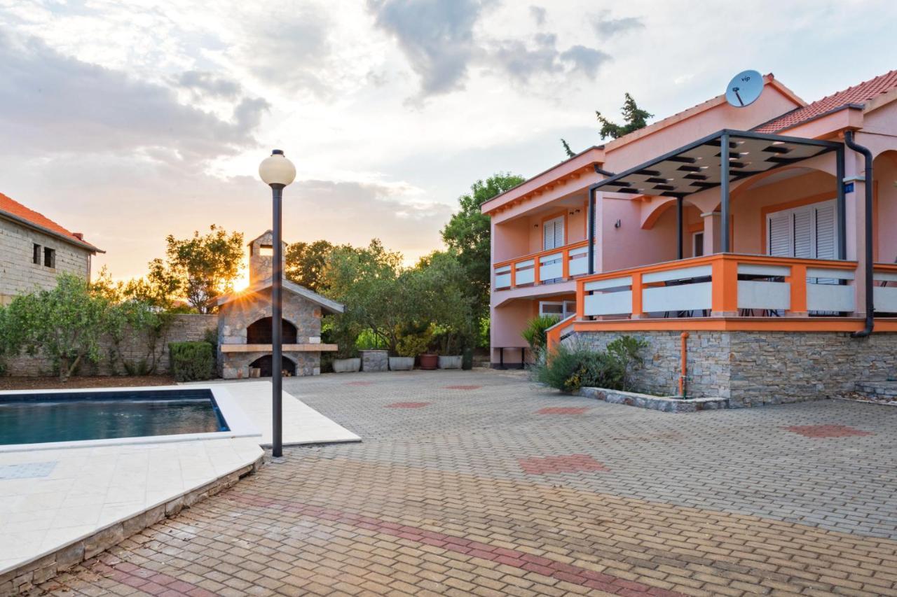 Holiday Home Antonio Dracevac Ninski Exteriör bild